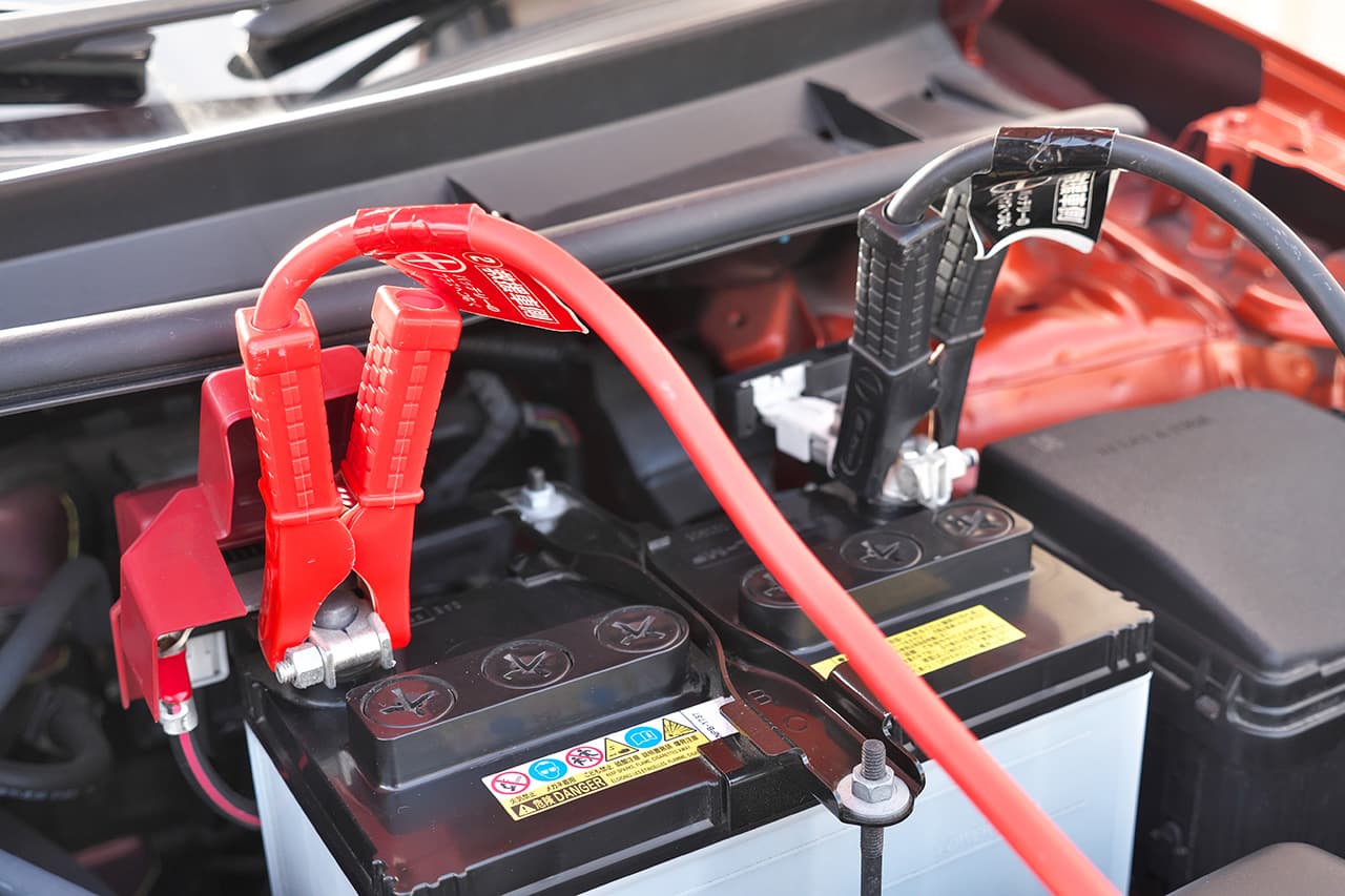 車のバッテリー